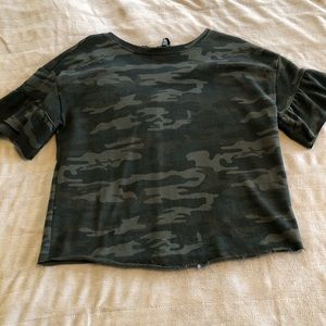 Cute camo sweatshirt with bow